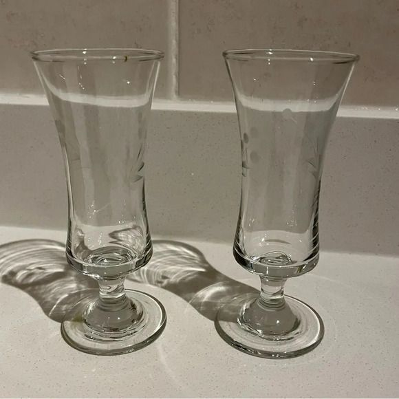 🔥4/$20 Vintage Pair of Cordial Glasses (Footed) - Picture 4 of 4